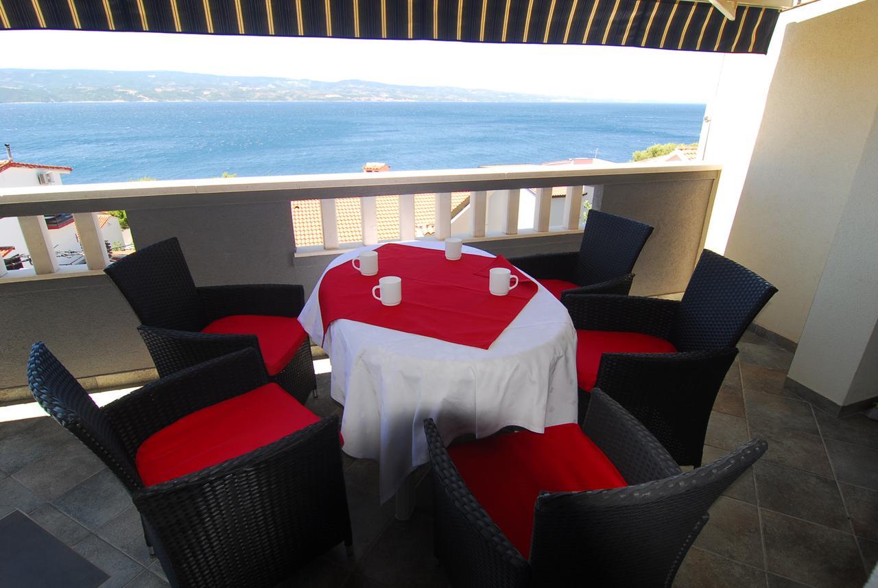 Villa Natalie Omiš Esterno foto