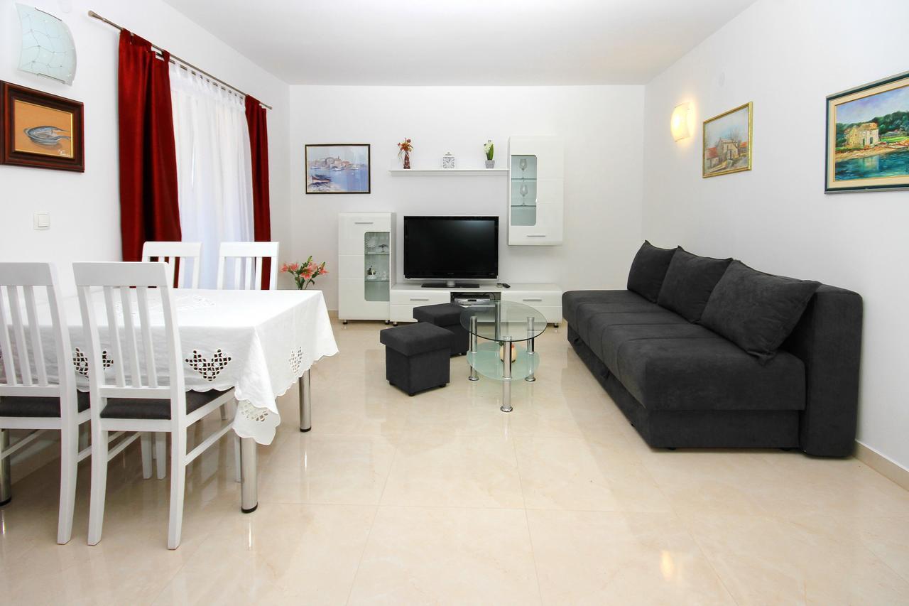 Villa Natalie Omiš Esterno foto